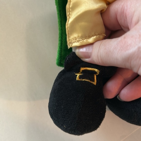 EUC Mickey Mouse authentic Disney plush in St Patrick's Day or leprechaun style - Picture 8 of 10